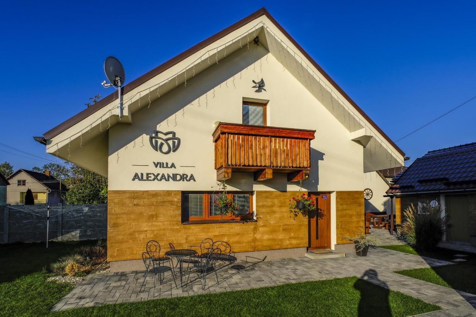 Villa Alexandra Bešeňová 外观 照片