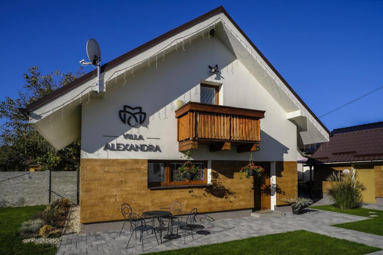 Villa Alexandra Bešeňová 外观 照片